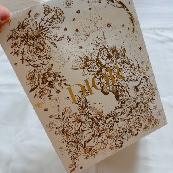 Dior Paper Bag with Dior Charm - Picture 3 of 8